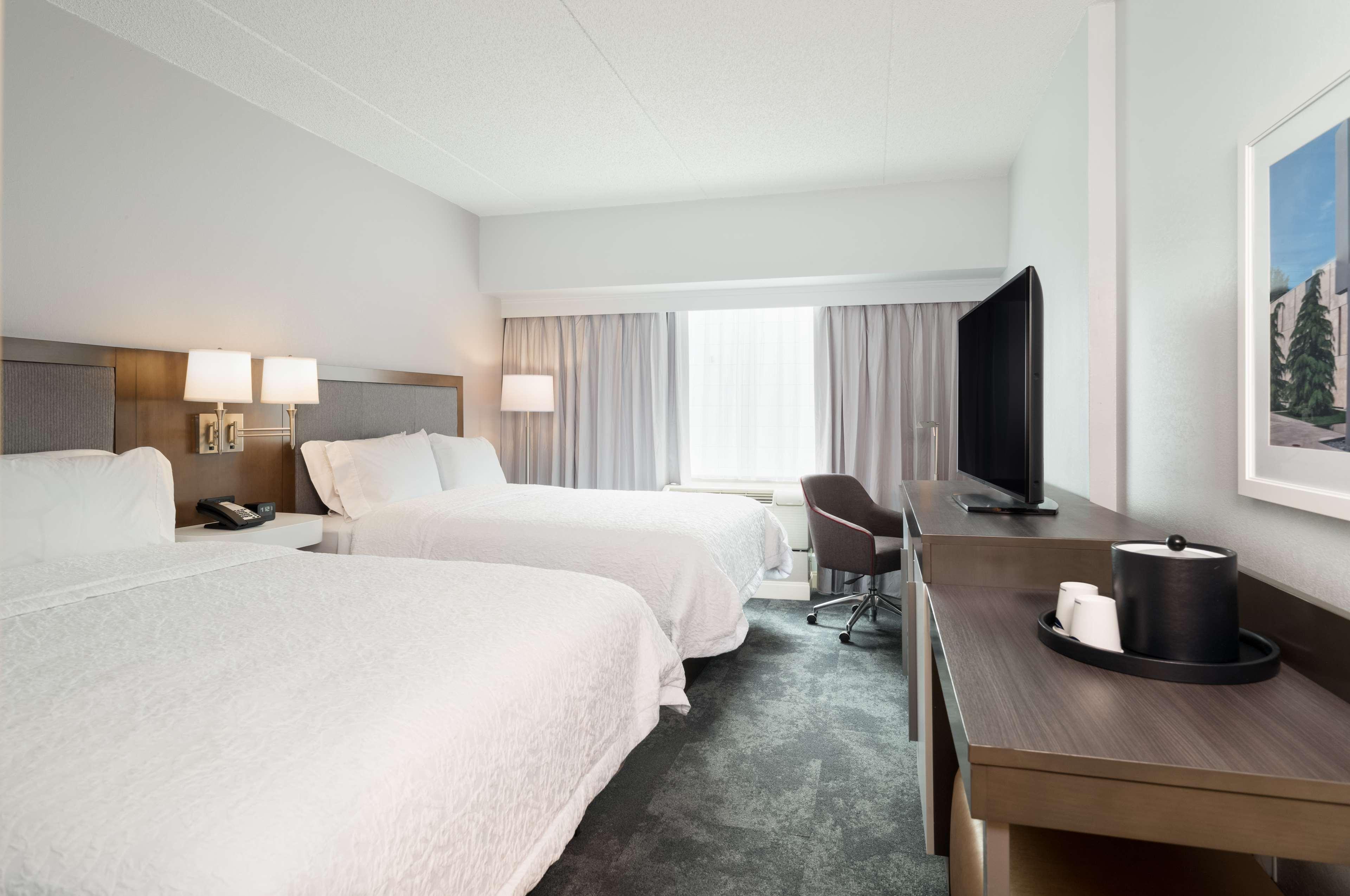 Hampton Center City-convention Center Hotel