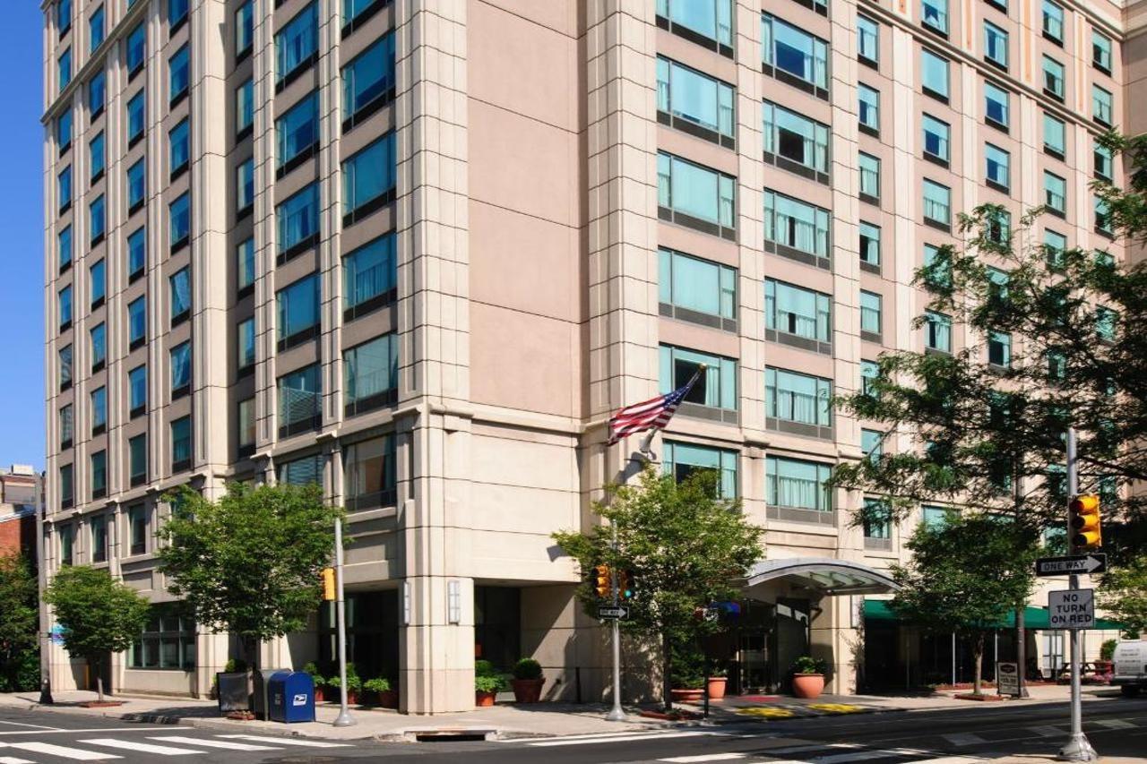Hampton Center City-convention Center Hotel