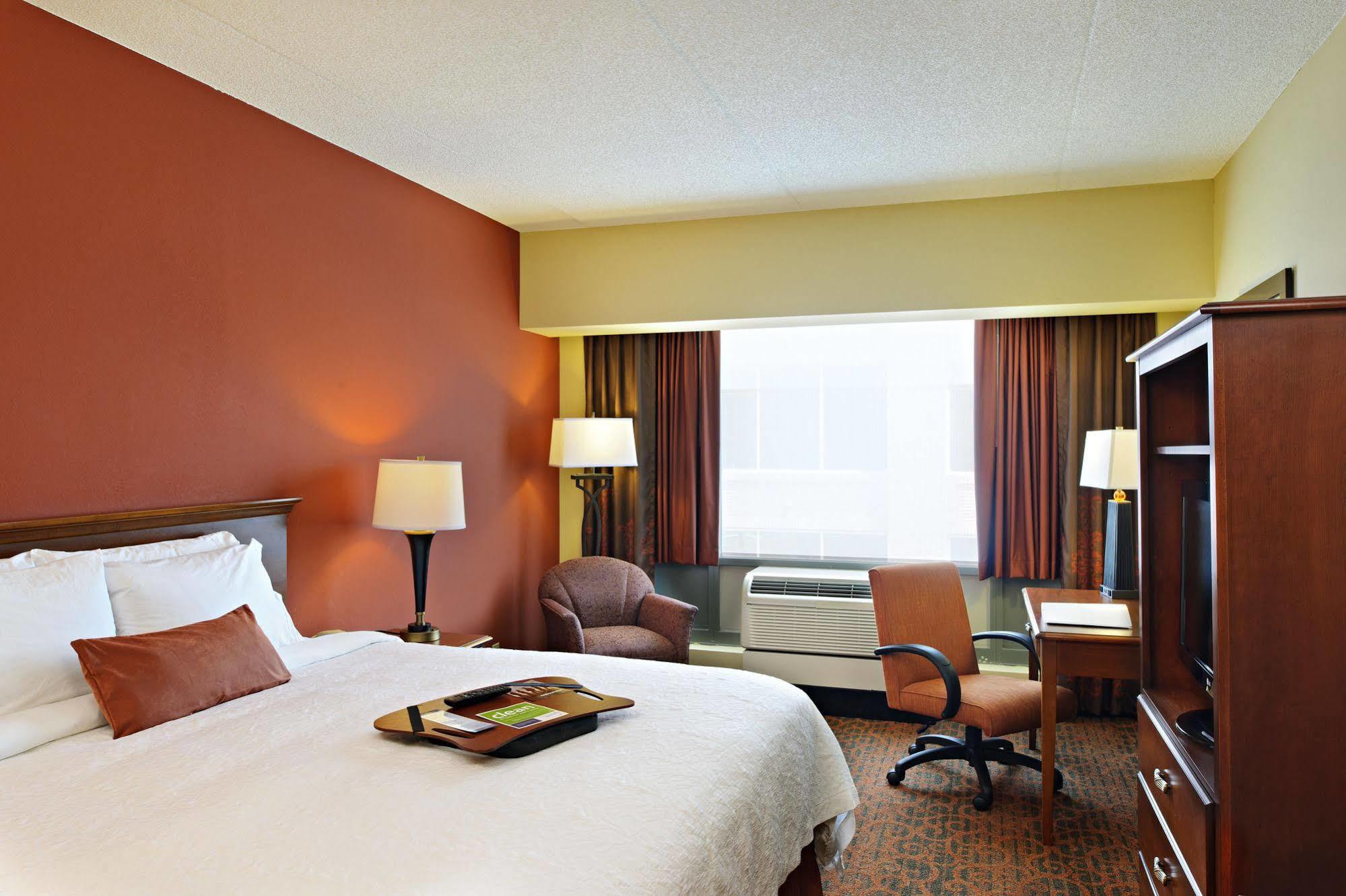 Hampton Center City-convention Center Philadelphia